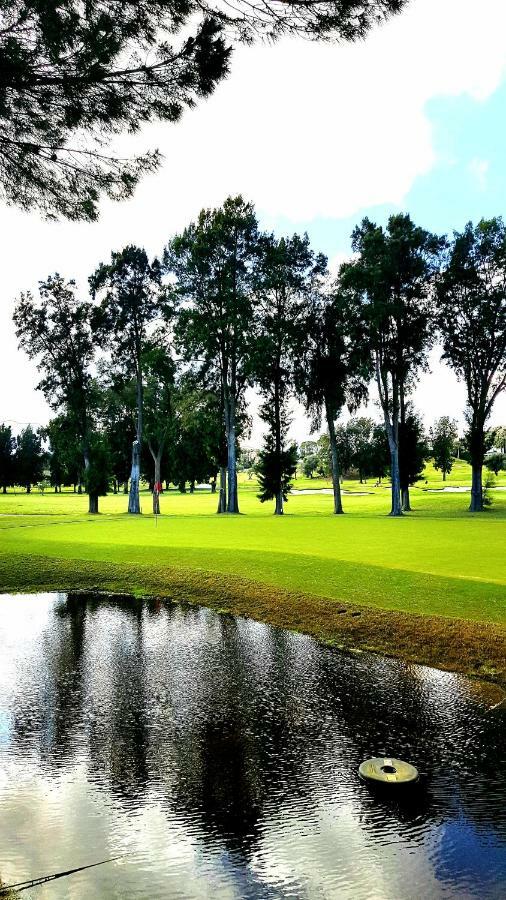 Apartamento Con Vistas Al Campo De Golf Y Piscina Appartement Fuengirola Buitenkant foto